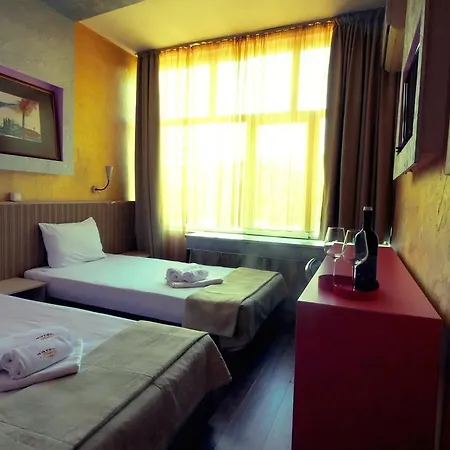 Alabin Hotel 2*